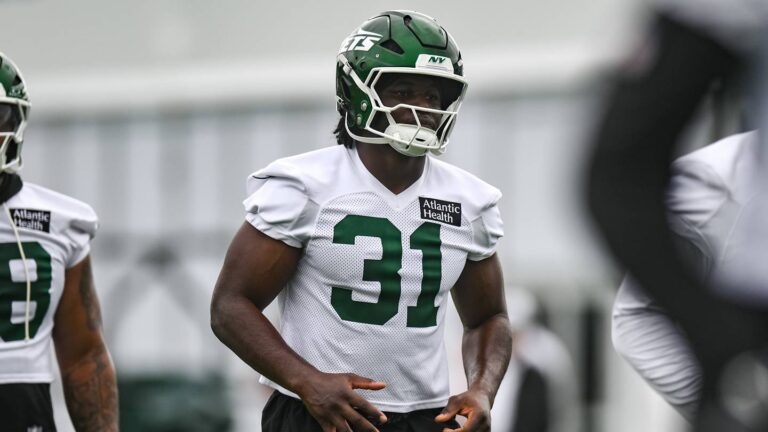 David Bailey Speaks Out on Jets' Role, Development, and More - Sports Illustrated
