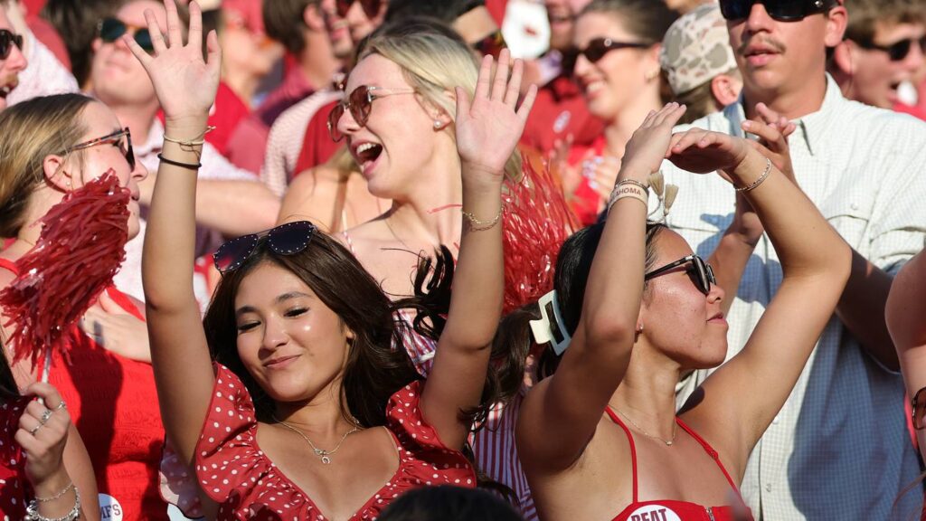 College Football’s No. 1 Team Set to Plummet in AP Top 25 Rankings After Rivalry Loss - Sports Illustrated