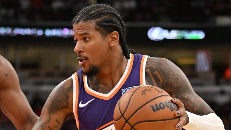 Suns Reveal Preseason Starters vs Spurs - Sports Illustrated