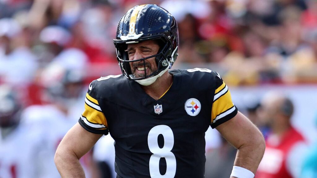 Steelers vs. Buccaneers Takeaways: The Comeback Tells Nothing - Sports Illustrated