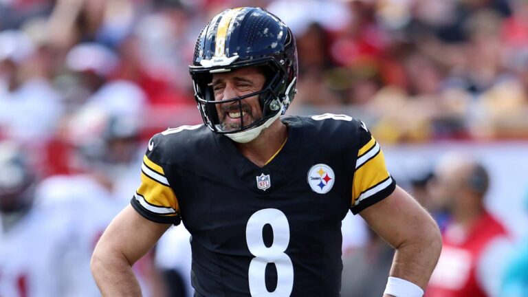 Steelers vs. Buccaneers Takeaways: The Comeback Tells Nothing - Sports Illustrated