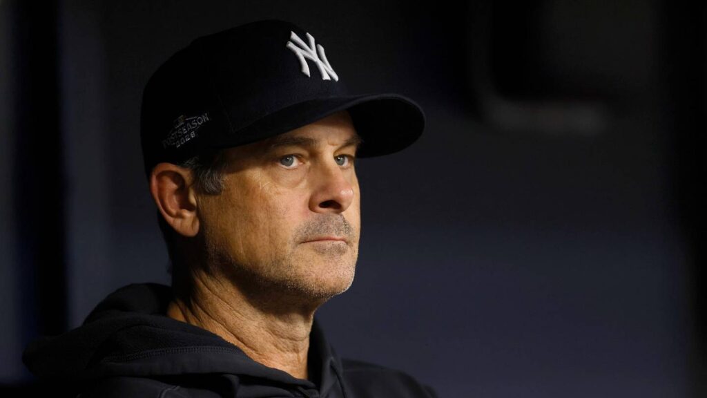 Aaron Boone returns to Yankees for one more year: Why fans shouldn't be panicking - FanSided