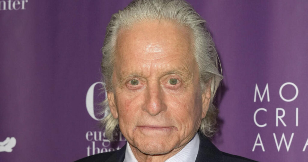 Michael Douglas reveals he and Kathleen Turner were once secret lovers - rova.nz