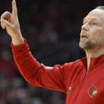 Louisville men's basketball opens at No. 11 in preseason AP Top 25 - 247Sports