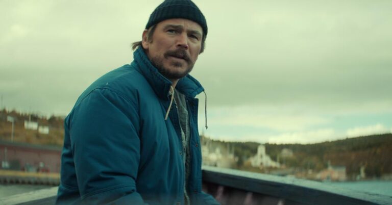 Critics: Below - Broadcast