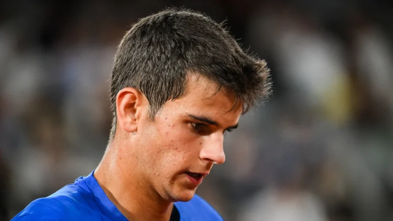 Jodar Crushed by Vallejo in Tokyo First Round - en.tennistemple.com