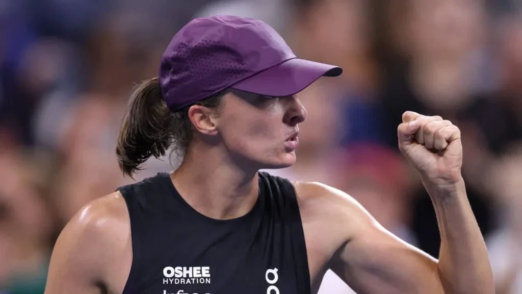 Beijing: Swiatek beats Jovic to reach 31st WTA 1000 quarterfinal - TennisTemple