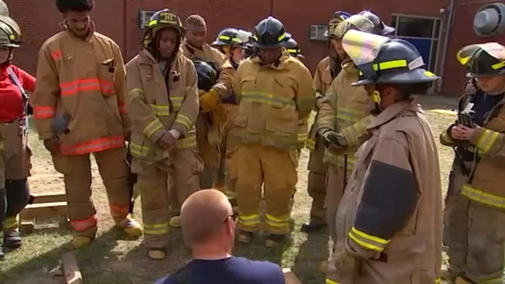 Fayetteville Fire Department gets $2.3M grant to hire 18 firefighters - ABC11 News