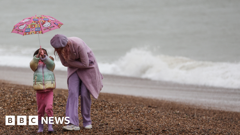 South of England braces for 70mph winds from Storm Austen - BBC