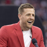 CBS names permanent replacement for Tony Romo in No. 1 booth - The Big Lead