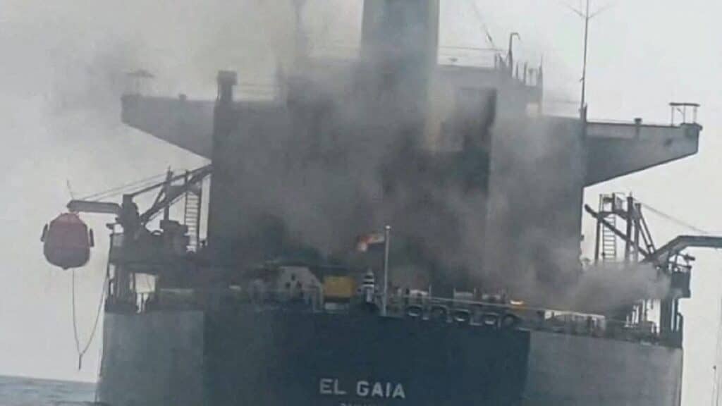 Hormuz Ship Attacks Rise as Iran War Talks Stall - Oz Arab Media