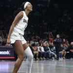 DeWanna Bonner stops Angel Reese's goodbye wave in telling Dream playoff moment - sportingnews.com