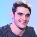 ‘Breaking Bad’ star RJ Mitte dies aged 34 - The Herald