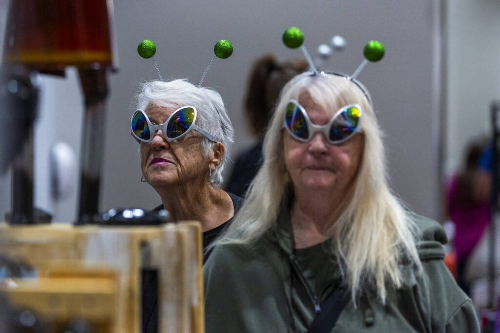 Beam me up, Pahrump: Alien believers gather in Southern Nevada - Las Vegas Review-Journal