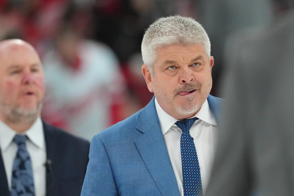 Former Sharks Coaches Battling on All-Time Wins Leaderboard - The Hockey News