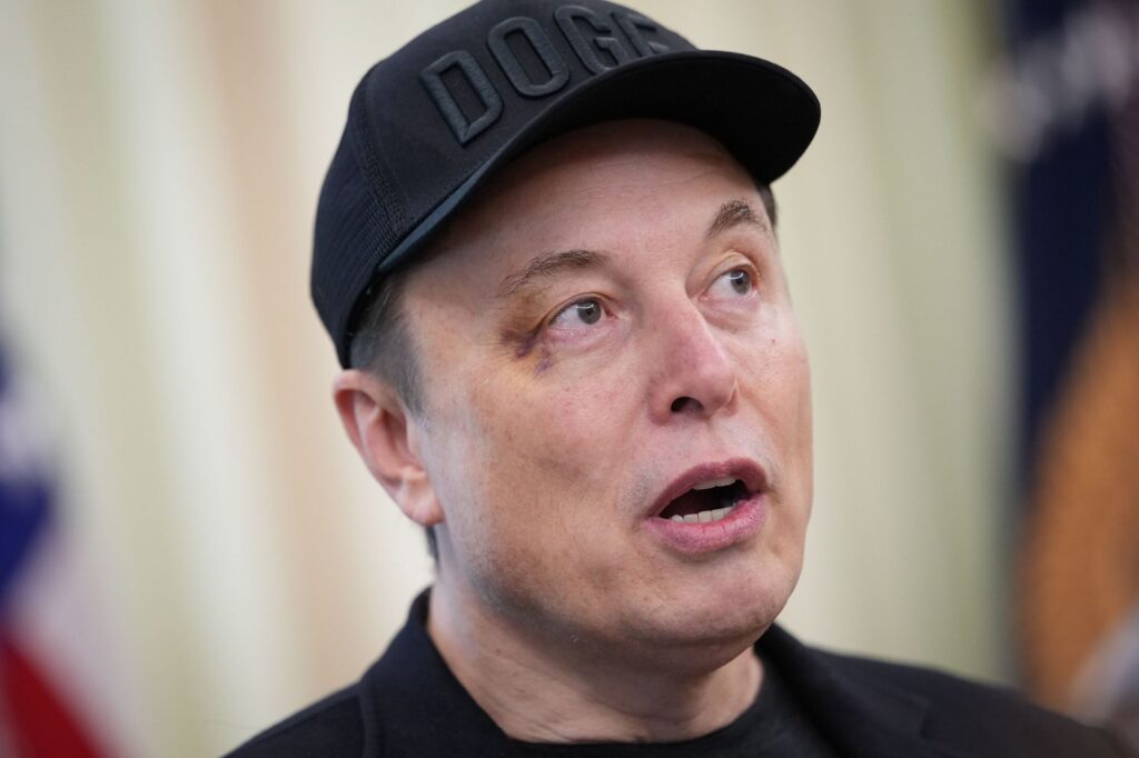 How much did Elon Musk pay for Twitter? Sneako accuses SpaceX boss of using it to allegedly spread "Mossad propaganda" - Soap Central