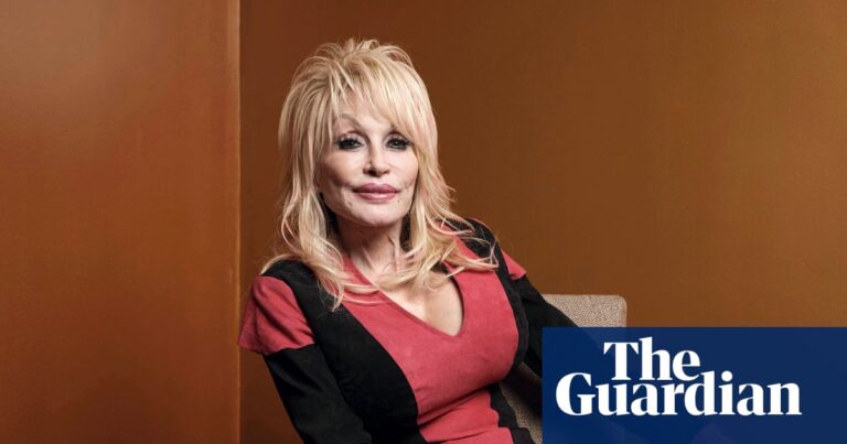 Dolly Parton’s estate alleges her nephew using barbed wire to avoid being served - The Guardian