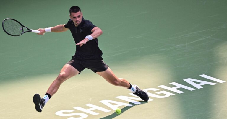 US Open finalist Shelton dumped out in Shanghai third round - NST Online