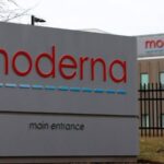 Moderna tumbles 21% with eyes on cancer vaccine - Breakingthenews.net