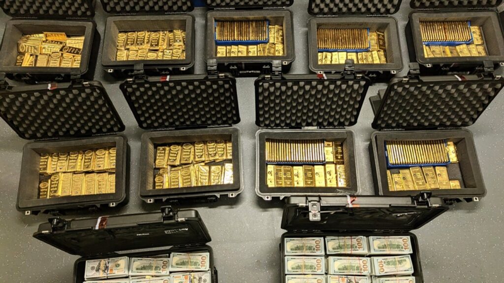 Ex-CIA officer pleads guilty in theft of nearly $194M, including $40M in gold bars - KBAK