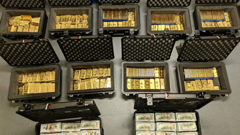 Ex-CIA officer pleads guilty in theft of nearly $194M, including $40M in gold bars - KBAK