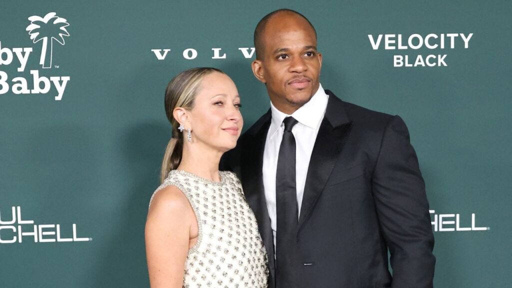 Jennifer Meyer Reportedly Set to Marry Geoff Ogunlesi in Hawaii This Weekend - AOL.com