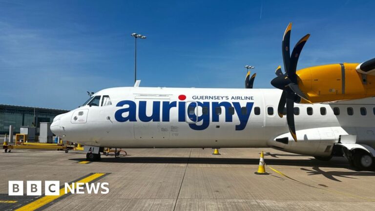 Breaking even 'achievable' for Guernsey airline Aurigny - BBC
