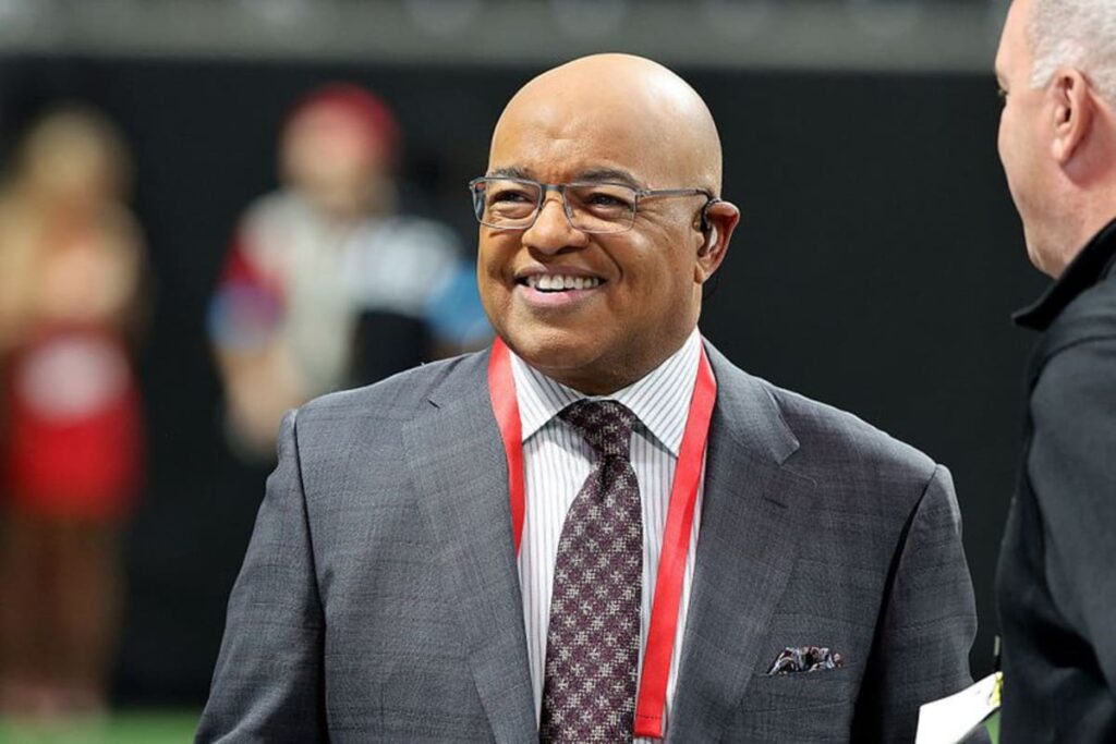 Mike Tirico wants NFL to take cue from professional soccer with key decision - AOL.com