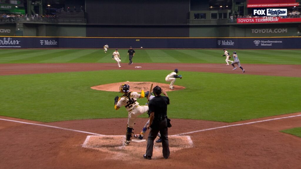 Brewers' Abner Uribe strikes out Chandler Simpson, William Contreras throws out Jonathan Aranda to complete double play - FOX Sports