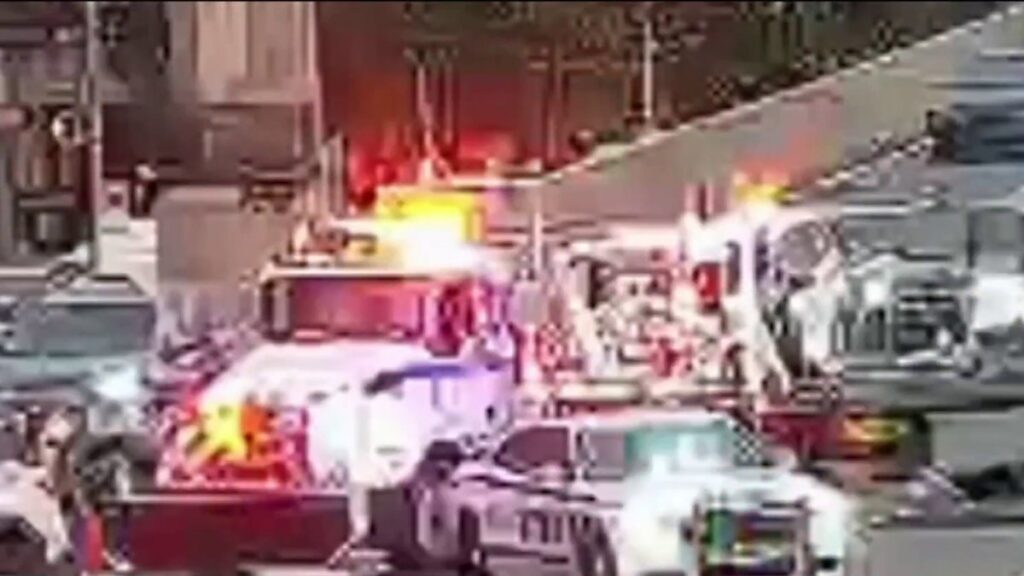 Deadly crash on Grand Central Parkway - NBC 4 New York
