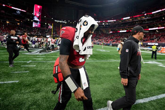 Falcons' Michael Penix Jr. sustains rib injury in 4th quarter in OT loss to Ravens - KSAT