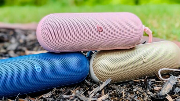 3 ways I put my Bluetooth speaker to work during a power outage - ZDNET