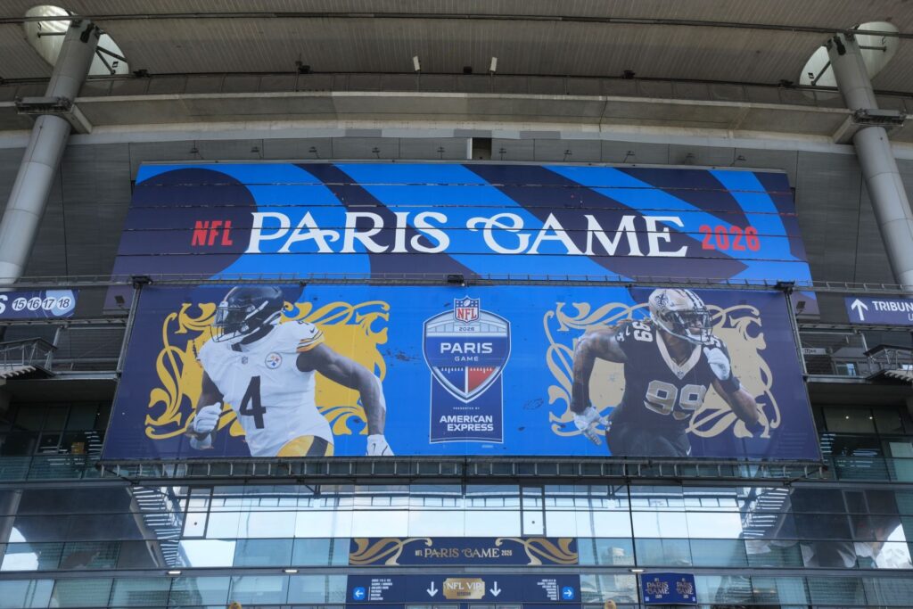 "Don’t officiate it like it’s soccer": 3x Super Bowl champ goes off at NFL referees over "ridiculous" penalties in Steelers vs. Saints game in Paris - Sportskeeda