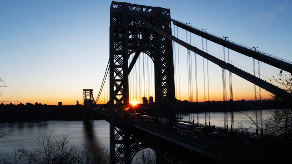 Crash investigation closes lanes on George Washington Bridge - Bergen Record