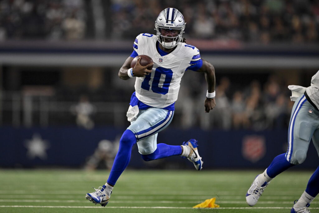 Eagles Sign Cowboys QB Joe Milton - roundtable.io