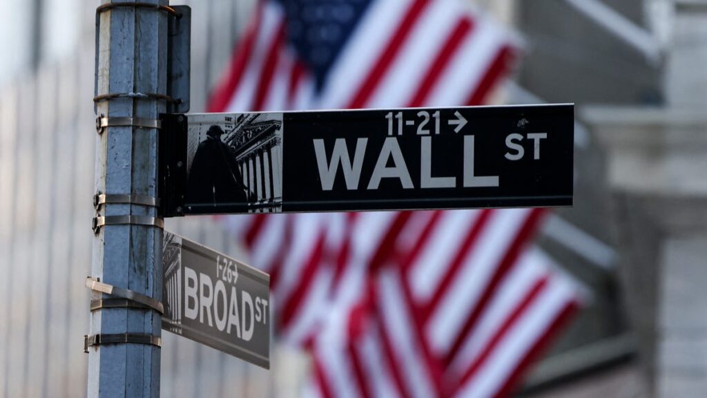Nasdaq leads Wall Street lower on AI spending jitters; oil prices rebound - The Detroit News