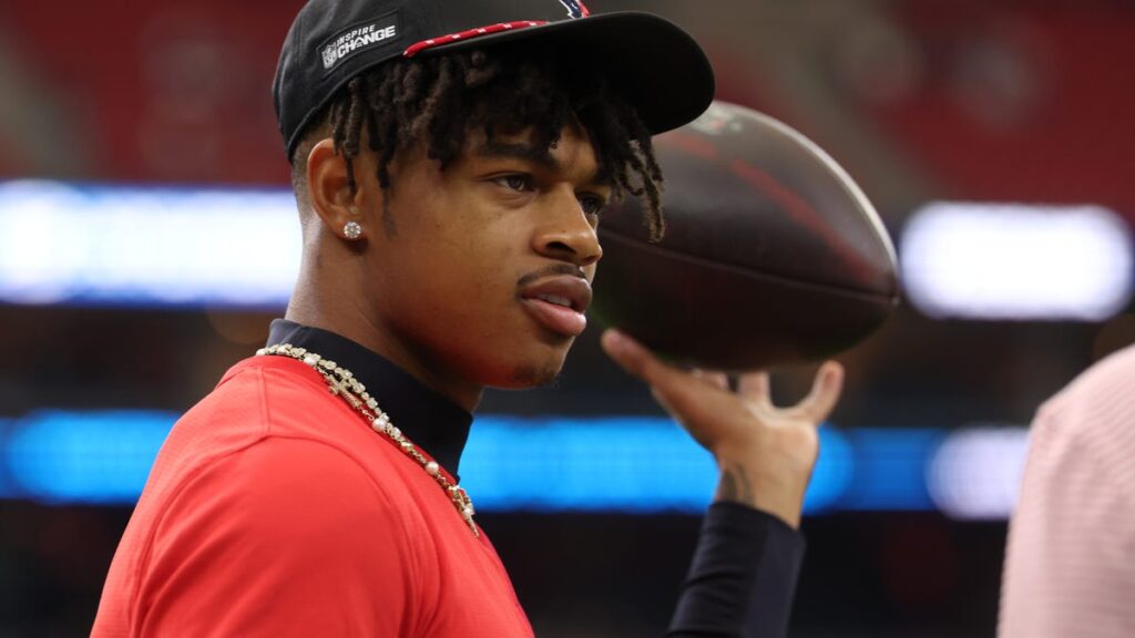 Texans post return video of WR Tank Dell following near-two year hiatus - Texans Wire