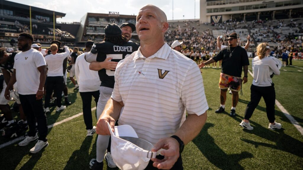 Vanderbilt football vs Ole Miss weather forecast today: Isaias remnants impact Nashville - The Tennessean