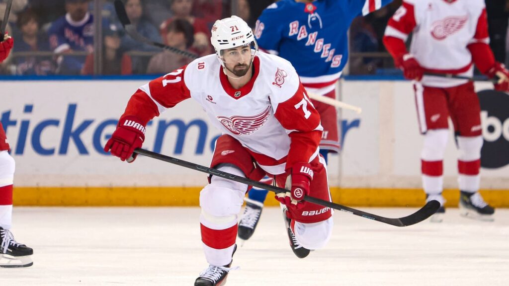 Wings fans boo Dylan Larkin during pregame introductions - The Detroit News