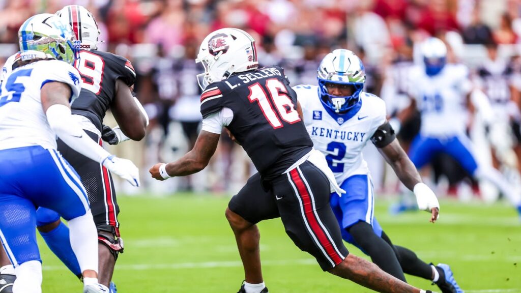South Carolina football vs Kentucky score, live updates, LaNorris Sellers, Gamecocks retake lead - The Greenville News