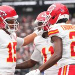 Chiefs vs. Raiders: Mahomes links with speedy WRs to even score in Q1 - Chiefs Wire
