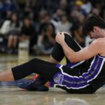 Maxime Raynaud injury update: Kings center taken off court on wheelchair - USA Today