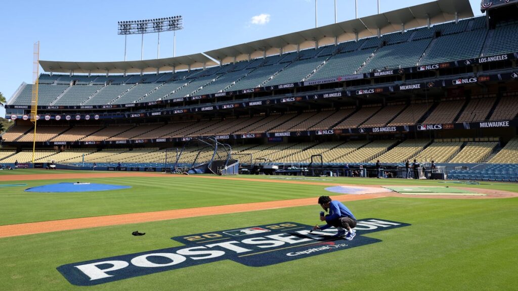 MLB playoff schedule today, NLCS Game 3, time, TV channel, bracket - Milwaukee Journal Sentinel