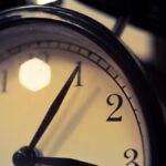 Is this finally the weekend to turn clocks back? When DST ends - Detroit Free Press