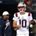 WATCH: Drake Maye extends the ball, scores Pats first TD of game - Touchdown Wire