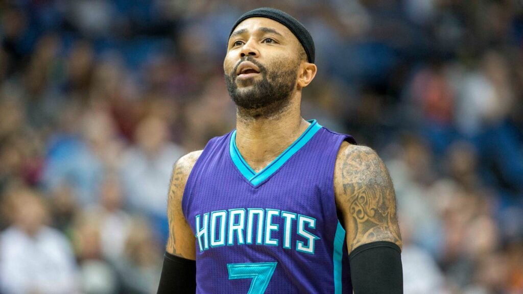 Charlotte Hornets jersey history No. 7 Mo Williams 2014-2015 - Rookie Wire