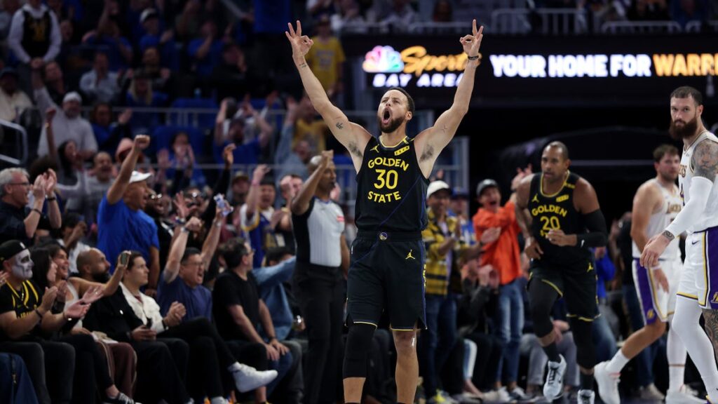 Steph Curry stats, highlights: Warriors star dazzles in comeback win vs. Lakers - USA Today