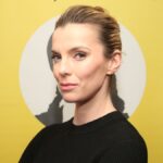 Betty Gilpin Describes State of Broadway as a ‘Game for Movie Stars’ to ‘Get Butts in Seats’ - BroadwayWorld