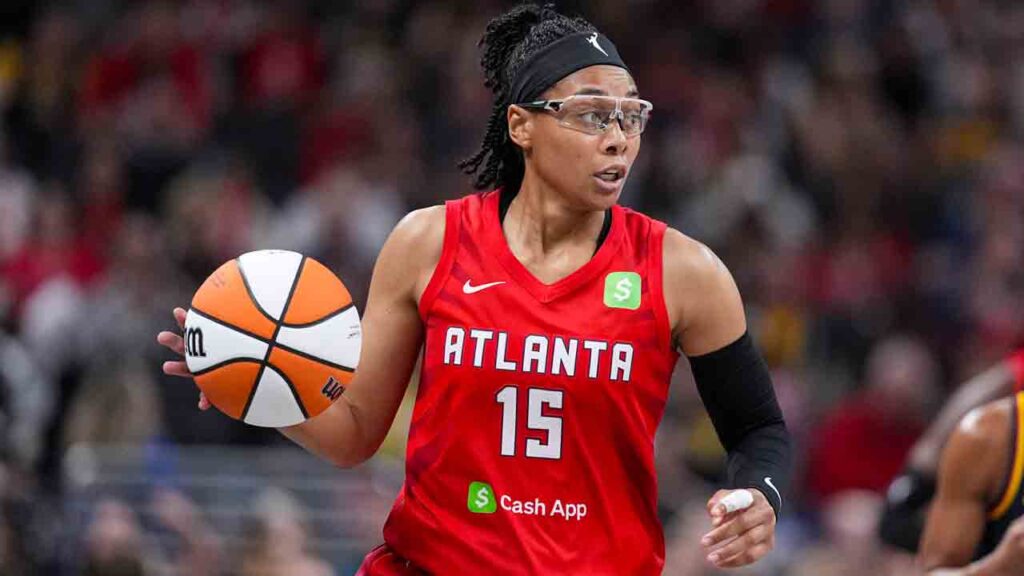 Dream leading scorer Allisha Gray ruled out for rest of Game 1 with hand injury - Sportsnet.ca