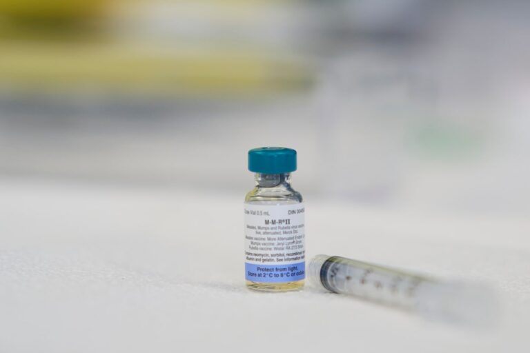 Routine childhood vaccination coverage remains below level needed for population immunity, report finds - The Globe and Mail